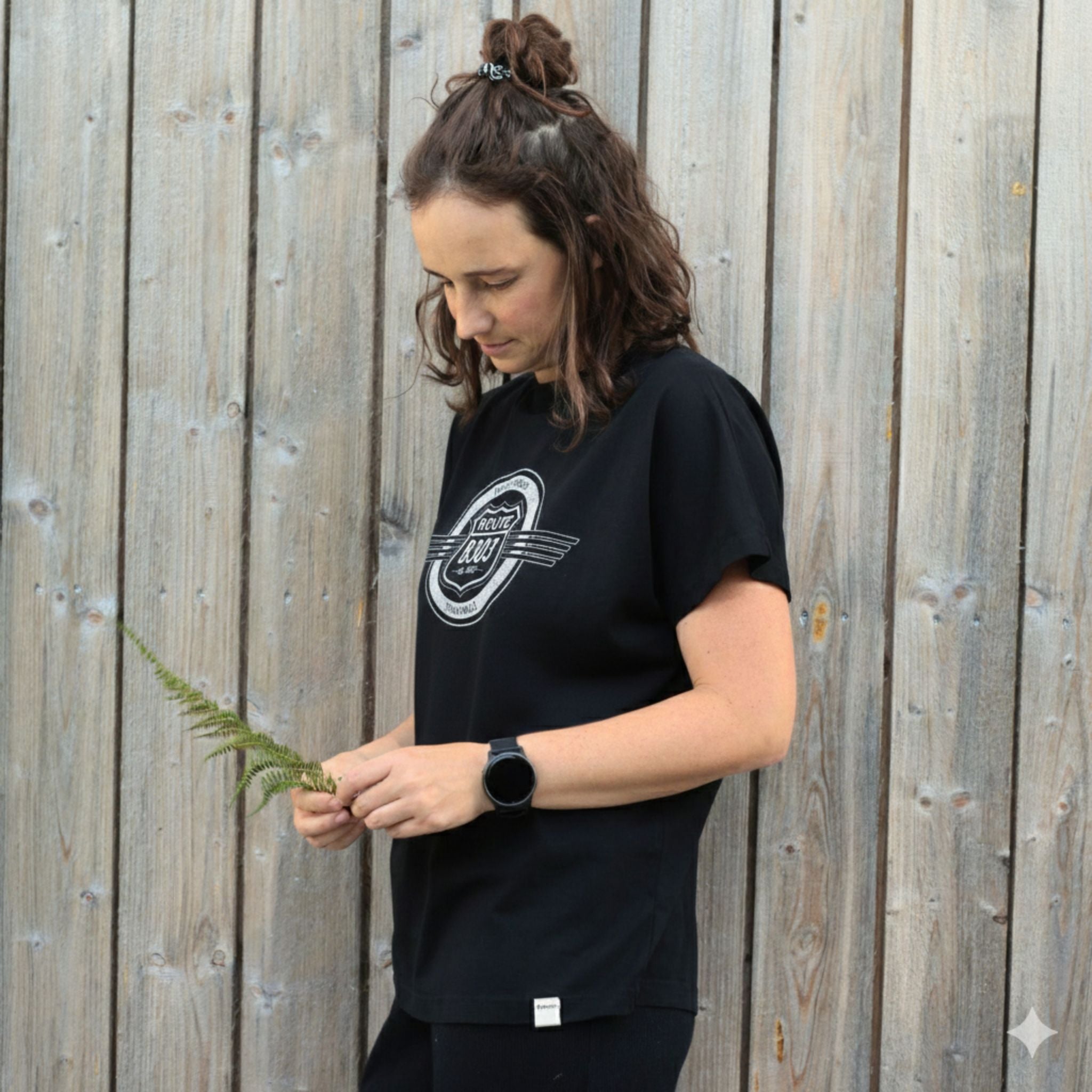 B303 T-Shirt Damen Schwarz | Wir lassen`s Rollen