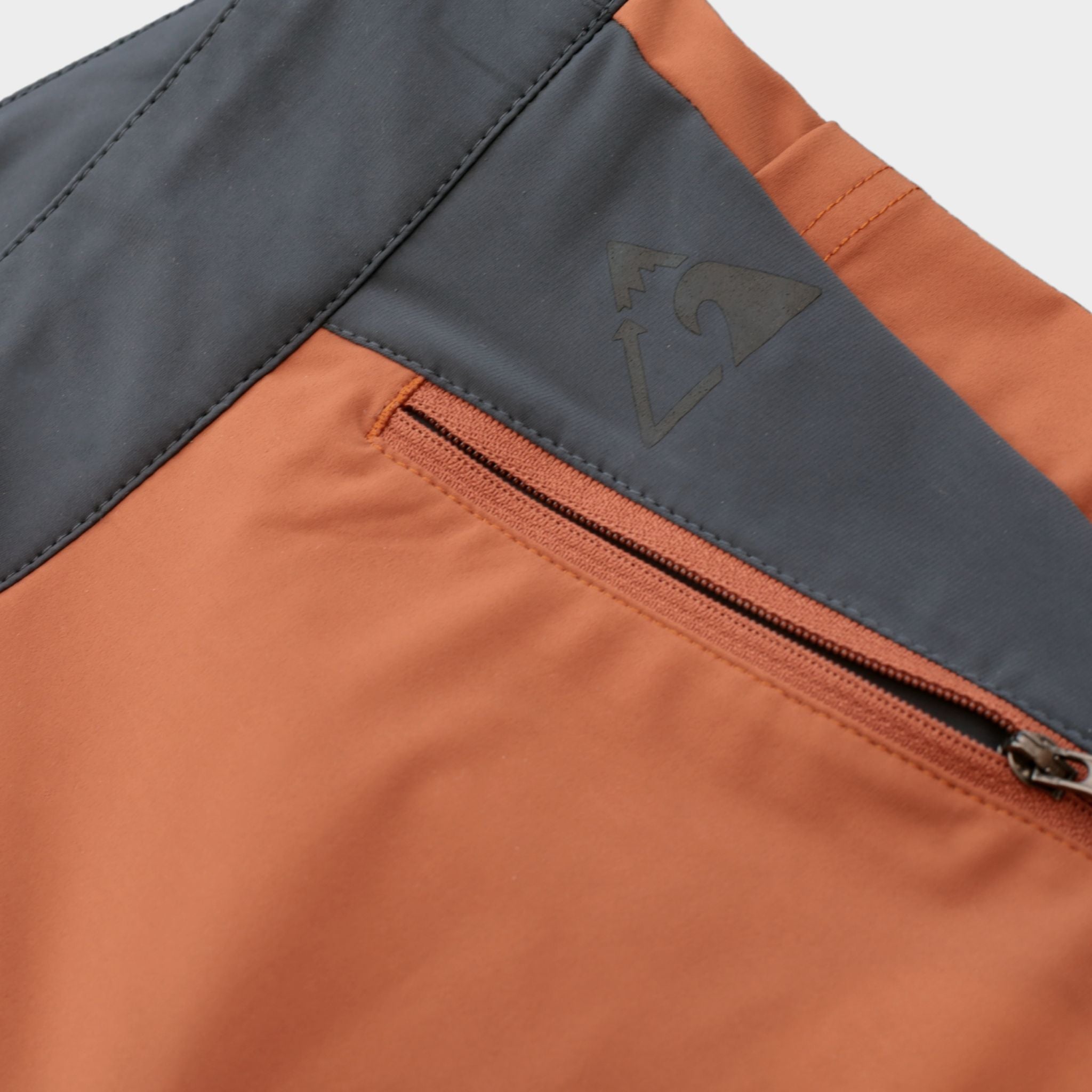 EU-phoric Lightweight Adventure Shorts Orange-Braun