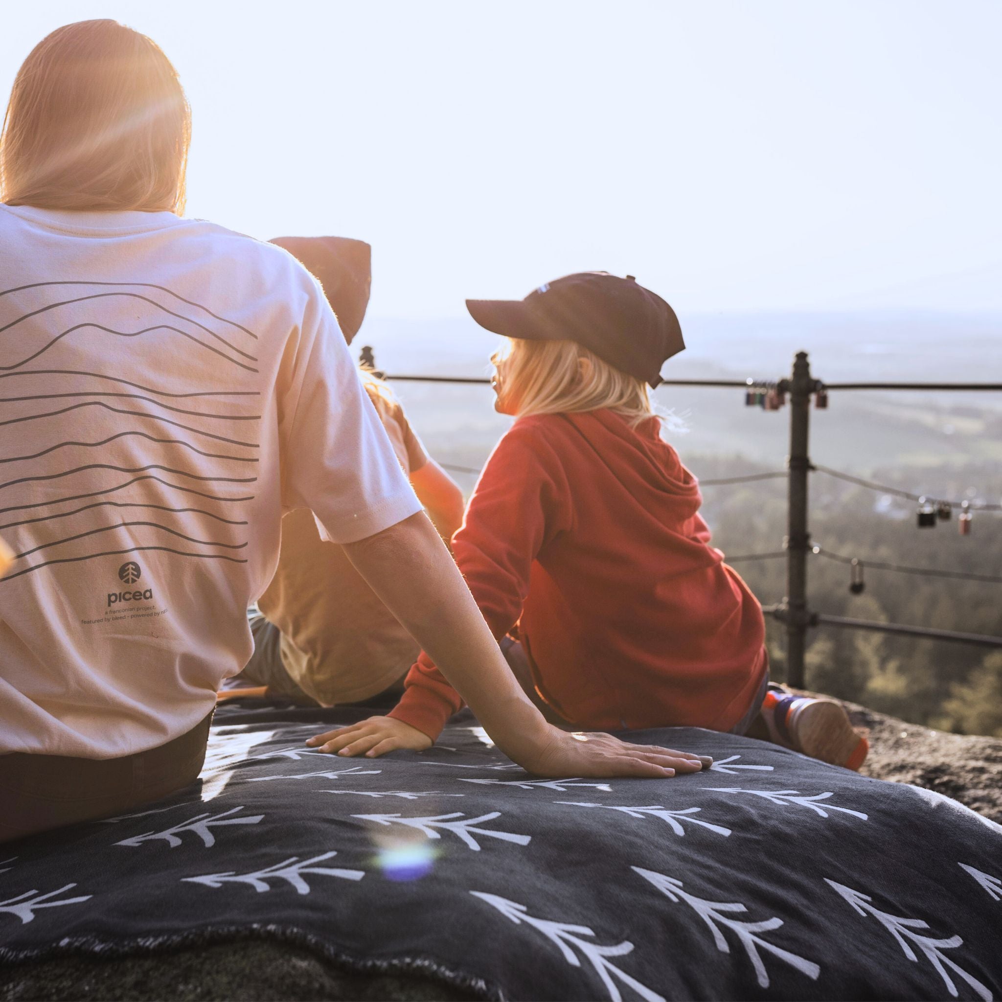 Premium Spruce Love Blanket