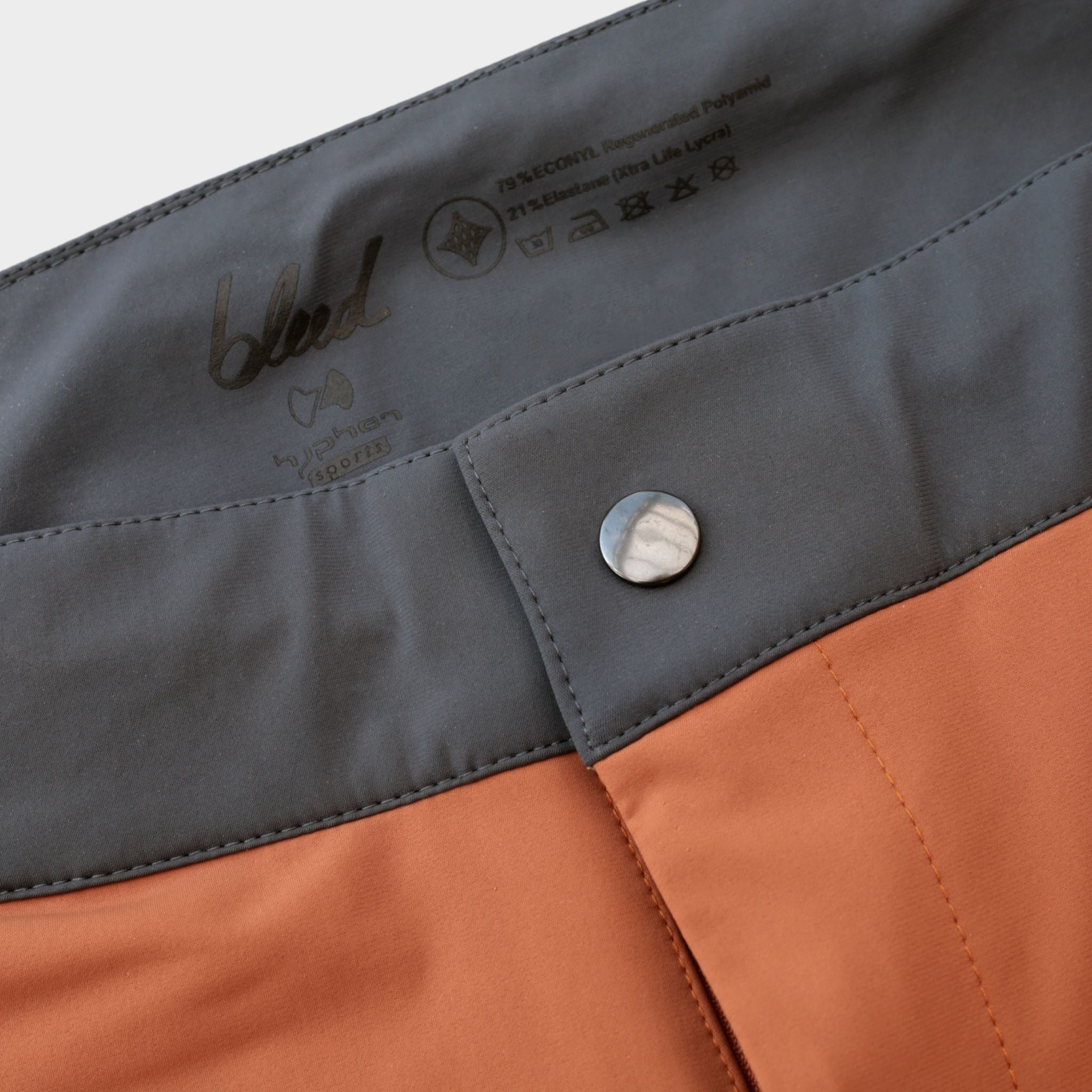 EU-phoric Lightweight Adventure Shorts Orange-Braun