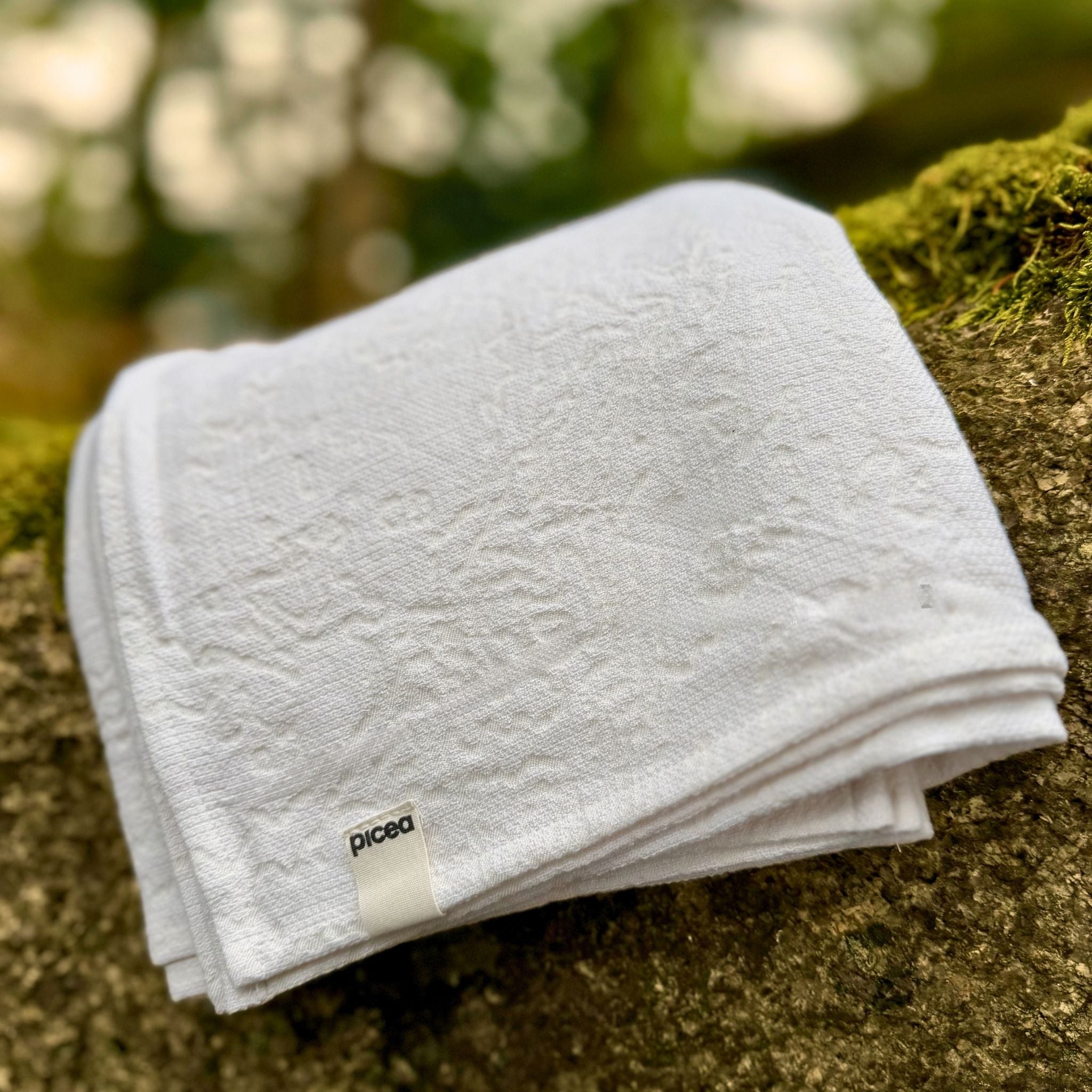Höhenliebe 3D Forestfibre Camping Handtuch Weiß