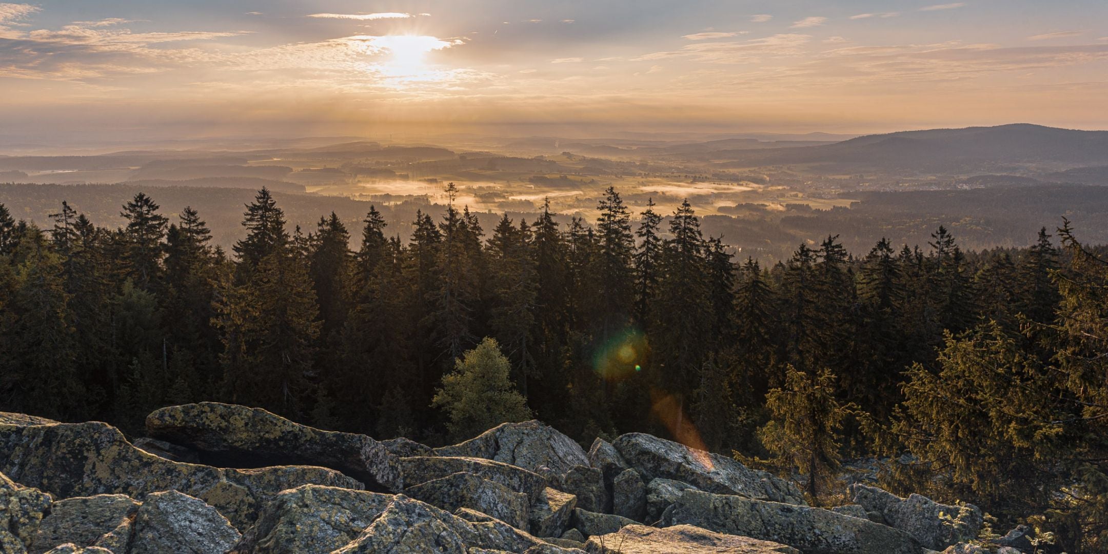 Fichtelgebirge im warmen Sonnenlicht